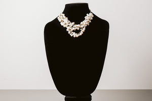 DIVINE PEARL NECKLACE